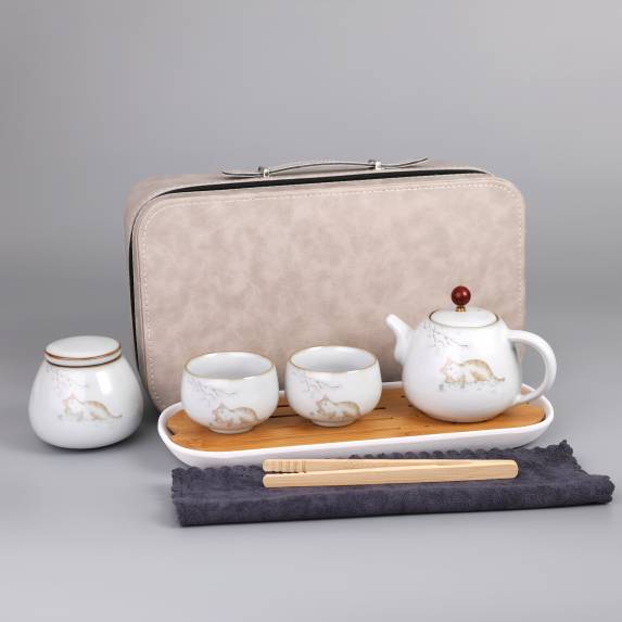 Tea Set Suite